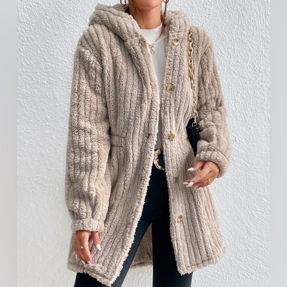 Cozy Tan Women's Jacket - Picture 5 of 5